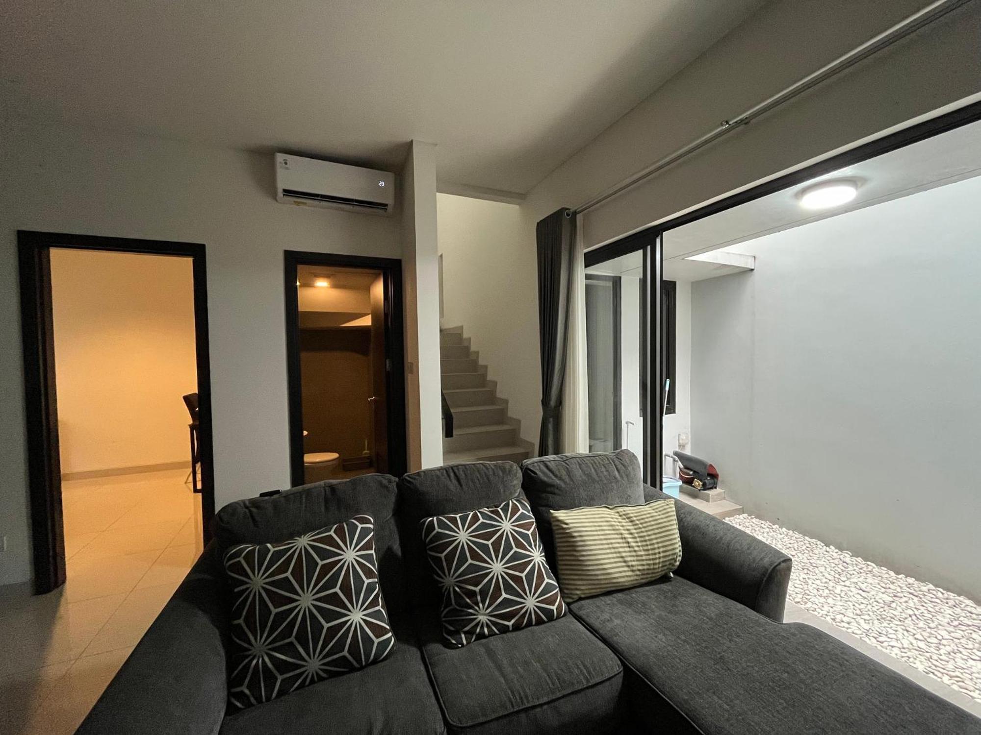 2 Floor Cozy House In Wisteria Jakarta Garden City Esterno foto