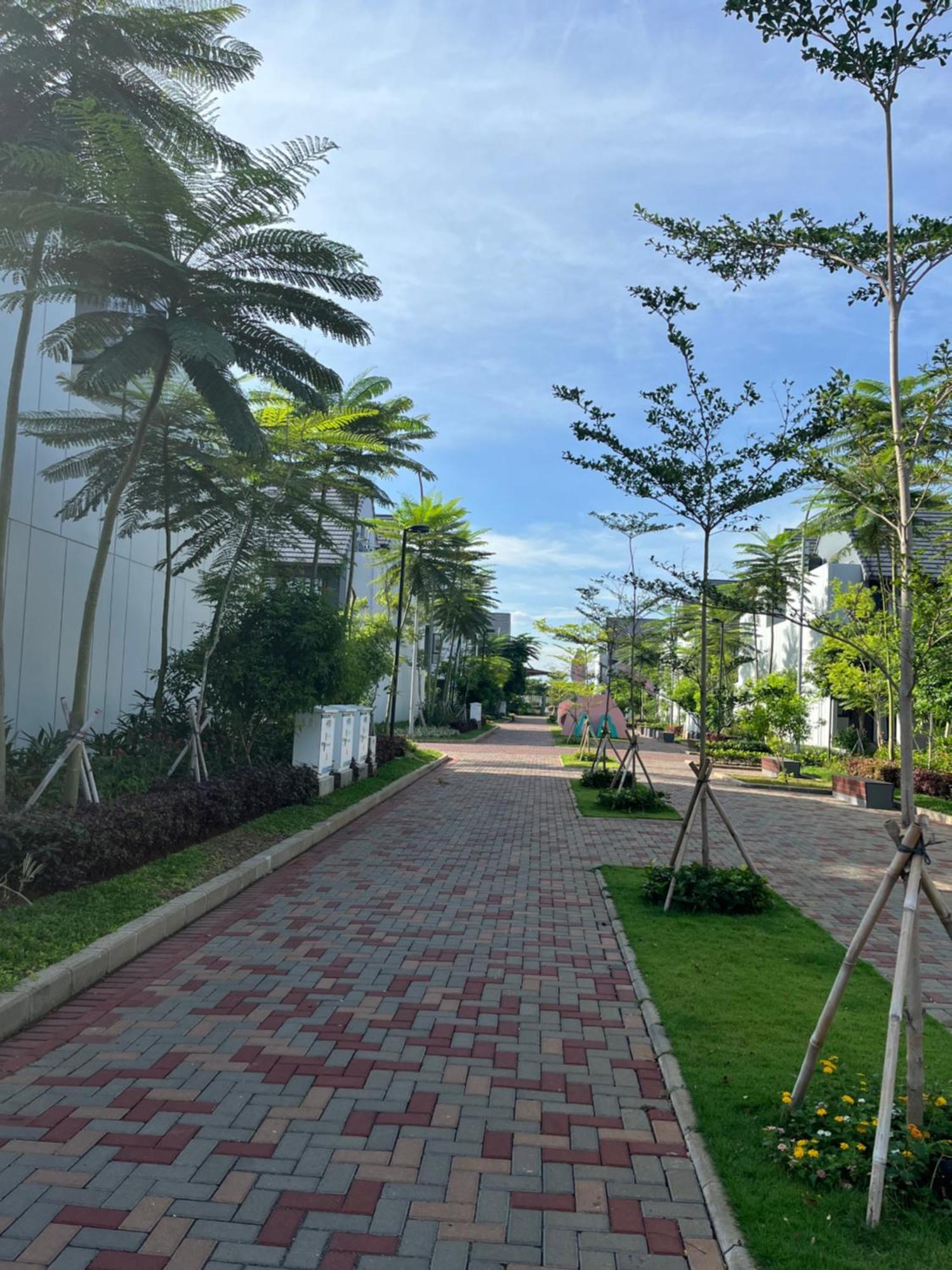 2 Floor Cozy House In Wisteria Jakarta Garden City Esterno foto